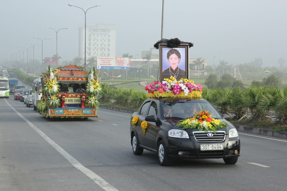Tổng hợp ảnh xe rồng tang lễ đẹp nhất Việt Nam